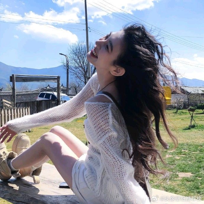 bhuop (tcfyjp.lens) Lens social identity (.lens handle) PFP