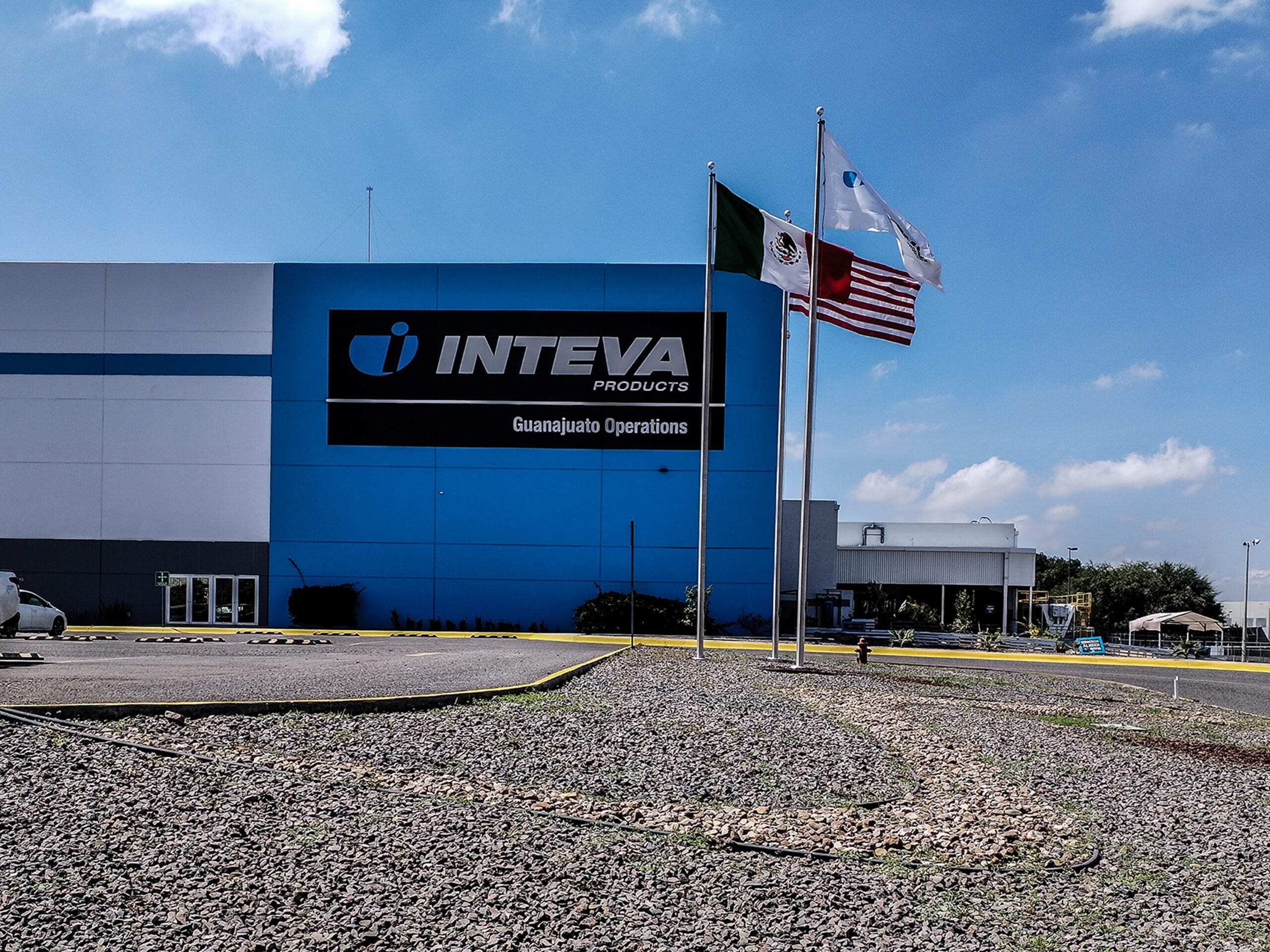 Letrero-luminoso-para-bodega-industrial1