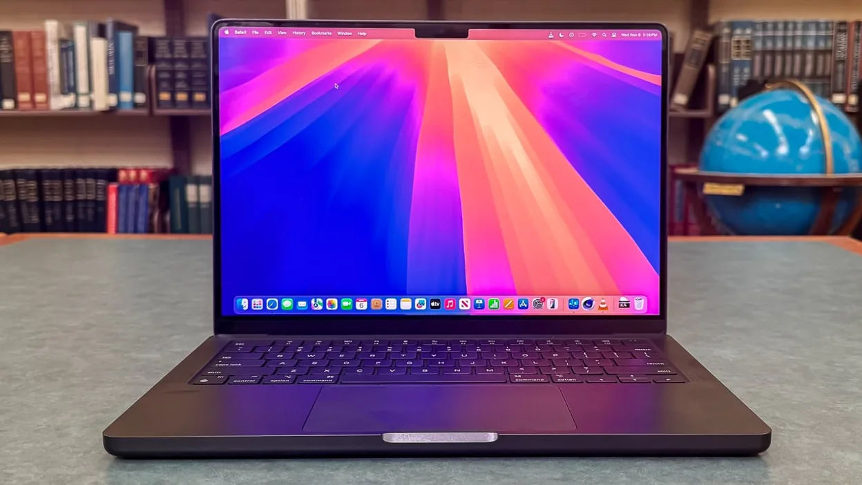 Apple MacBook Pro M4