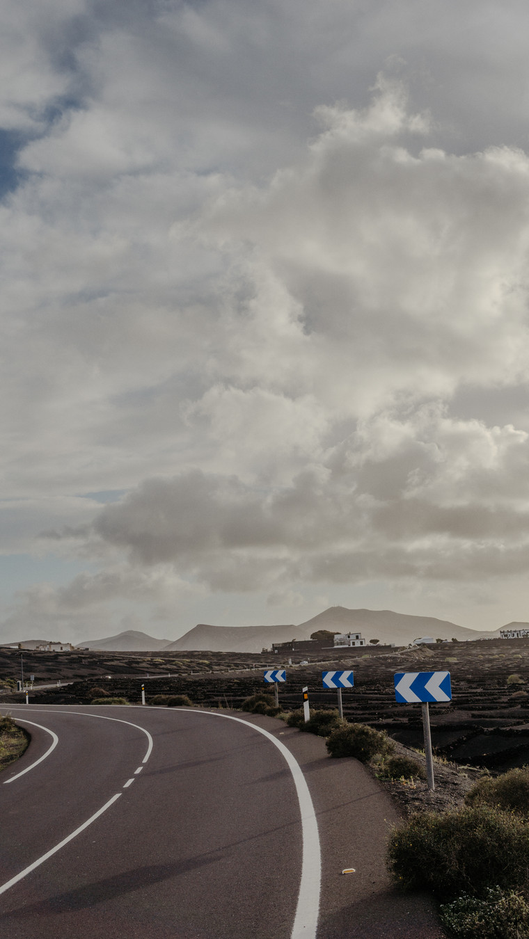 The road again — photograph 5