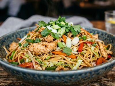 Chicken Hakka Noodles  - Mains dish from EZGatherr catering menu