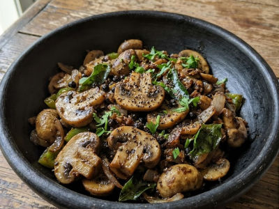 Mushroon Pepper - Mains dish from EZGatherr catering menu