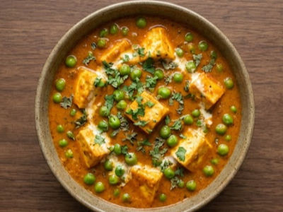 Paneer & Green Peas Curry - Mains dish from EZGatherr catering menu
