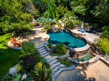 Stunning Happy Valley Glen Retreat