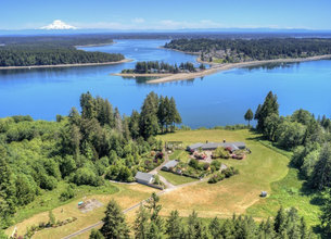 Stunning Puget Sound Waterfront