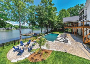 Northshore Landing: Lake Norman Luxury Rental