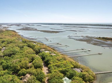 Waterfront Lot In Prestigious Kiawah River Estates