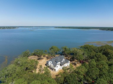 New Construction on 5.15 acres Overlooking the Intracoastal Waterway