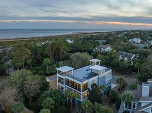 Custom Seabrook Island Beauty with Incredible Views