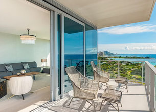 <I> <p style=”color:red'>*SOLD*</p></I>Waiea #1000 in Ward Village