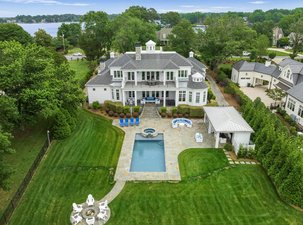 Stunning Waterfront Property on Lake Norman