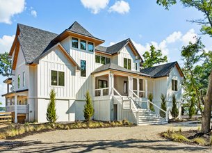 Exquisite Retreat Nestled in Wadmalaw Island