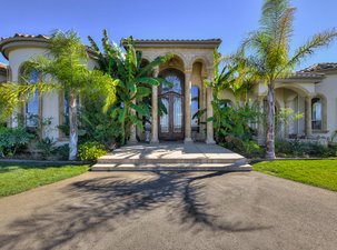 Sprawling 7.3-Acre Estate