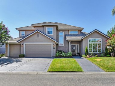 Beautiful Custom Home on River Lake