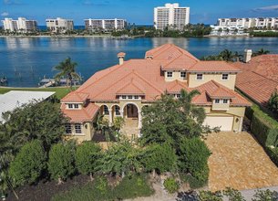 Mesmerizing Bahama-blue Waters Along the Coveted Intracoastal Waterway