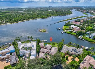 Exceptional Contemporary Residence in Admirals Cove