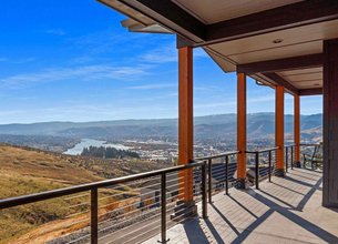 Wenatchee Custom Luxury Look-Out