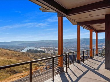 Wenatchee Custom Luxury Look-Out