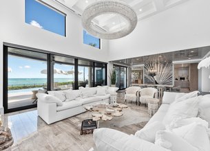 <b>Cover Home Exclusive</b> | Completely Renovated Direct Oceanfront Home