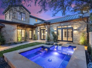 Prestigious Watersmark At Barton Creek Community