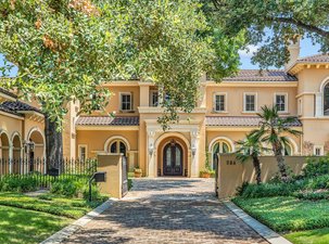 Stunning Mediterranean Style House In Terrell Hills