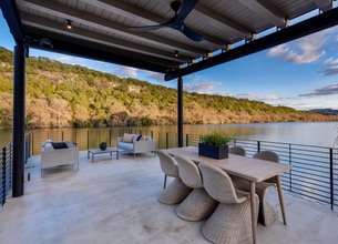  Lake Austin Waterfront With Park Views