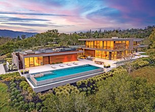 The Ultimate Setting for Luxurious Silicon Valley Living