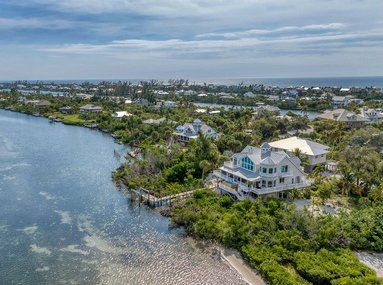 Welcome To A Waterfront Paradise On Palm Island