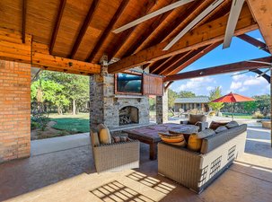 True Equestrian Masterpiece On 117 Mesmerizing Acres