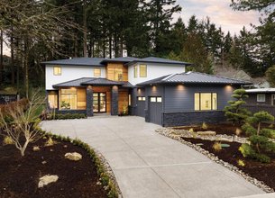 Elegant New Construction on Coveted Lake Oswego Street