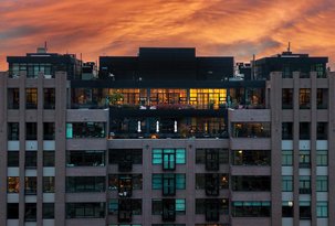 PEARL DISTRICT PENTHOUSE