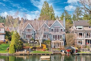 CLASSIC OSWEGO LAKE FRONT LIVING