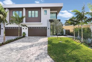 Discover this Modern Luxury Townhome in Downtown Delray