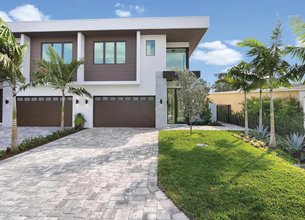 Discover this Modern Luxury Townhome in Downtown Delray