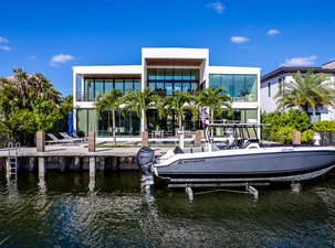 Newer Custom Deepwater Residences on Coconut Isle