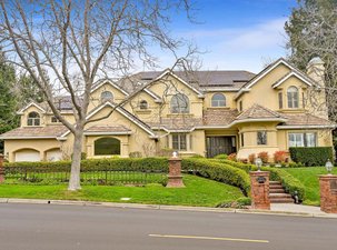 Stunning Custom Estate Located In The Prestigious Blackhawk Country Club