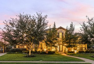 Stunning Home in Southlake’s Shady Oaks