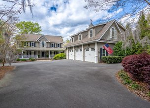 Custom Lakefront Home in the Old North State Club!