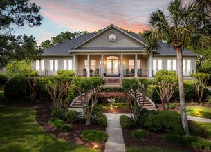 Unparalleled and Sweeping Views of Natural Marsh