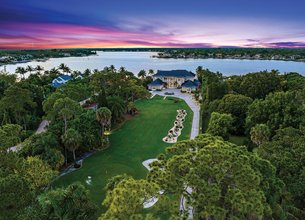 Panoramic Views and Your Own Par 3!