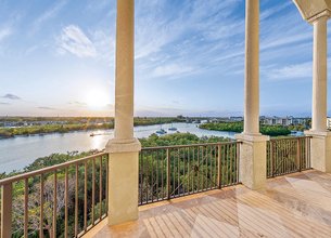 Penthouse-in-the-Sky at the Jupiter Yacht Club