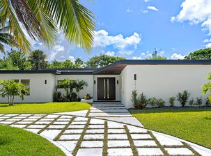 Mid-Century Modern Ranch Style Home