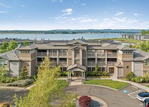 LUXURIOUS CONDO LIVING WITH RIVER VIEWS