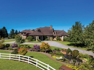 PRESTIGIOUS DESIGNER ESTATE WITH VIEWS ON ACREAGE