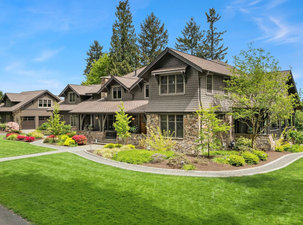 Custom-Built Lodge Style Estate