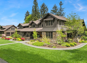 Custom-Built Lodge Style Estate