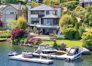 Epitome of Waterfront Luxury