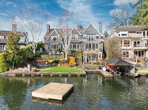 Prime Waterfront Property Nestled on The Peninsula