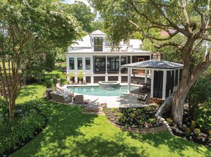 Meticulously Renovated Deepwater Lowcountry Cottage