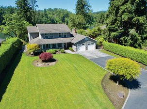 PEACEFUL RIVERFRONT HOME